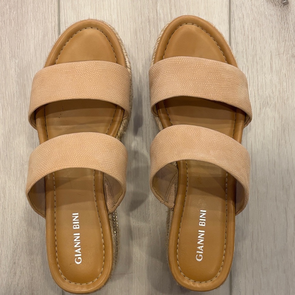 Gianni Bini Tan Women's Sandals